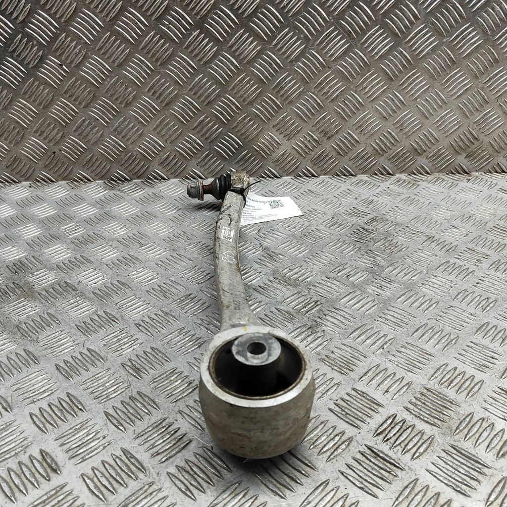 фото №2, Tesla model x 2016 правая сторона нижний рычаг передний