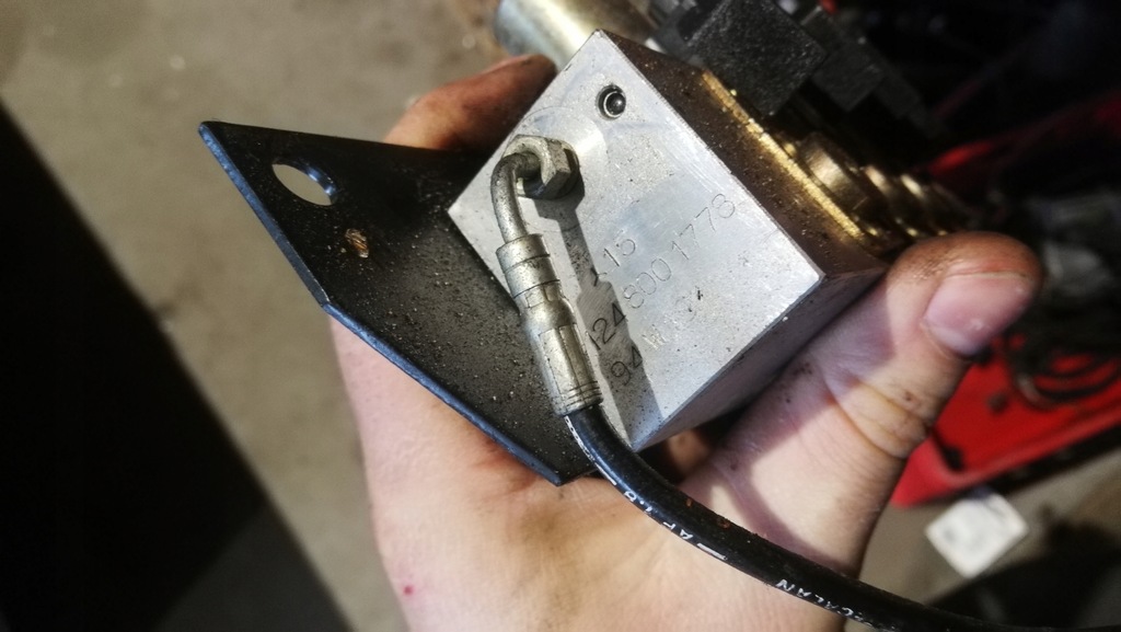 фото №5, Электроклапаны крыша soft top mercedes a124 cabrio