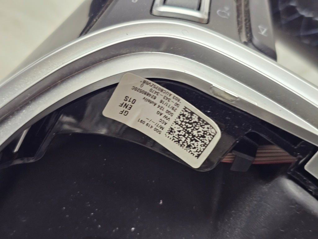 Руль мультифункция кожа vw passat b8 golf vii 5g0419091gf лепестки переключения Недорого