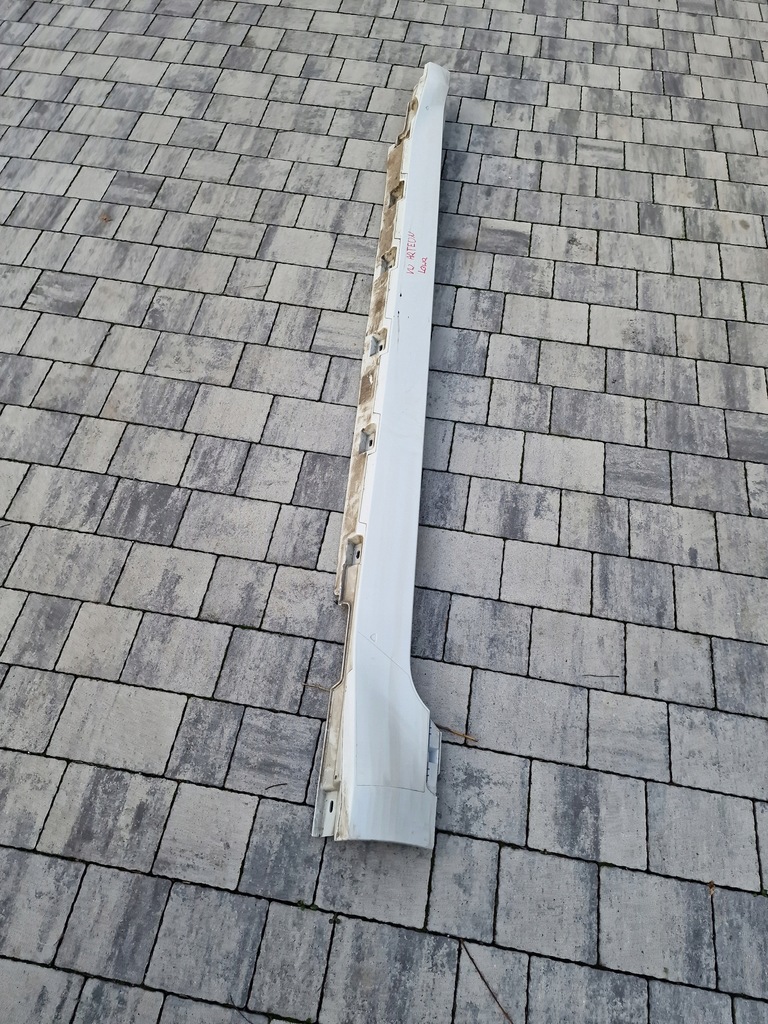 фото №1, Volkswagen arteon молдинг накладка порог левая