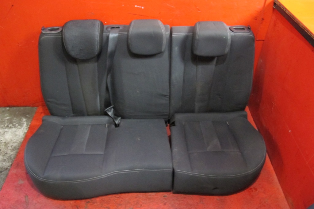 Renault megane 3 iii hb 5d сидіння правий лівий перед заднє сидіння задня комплект europa Ціна