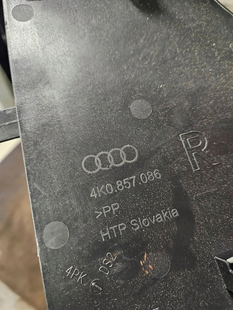 фото №5, Audi a6 s6 c8 4k 2020 права сторона боковий element панелі приладової панелі