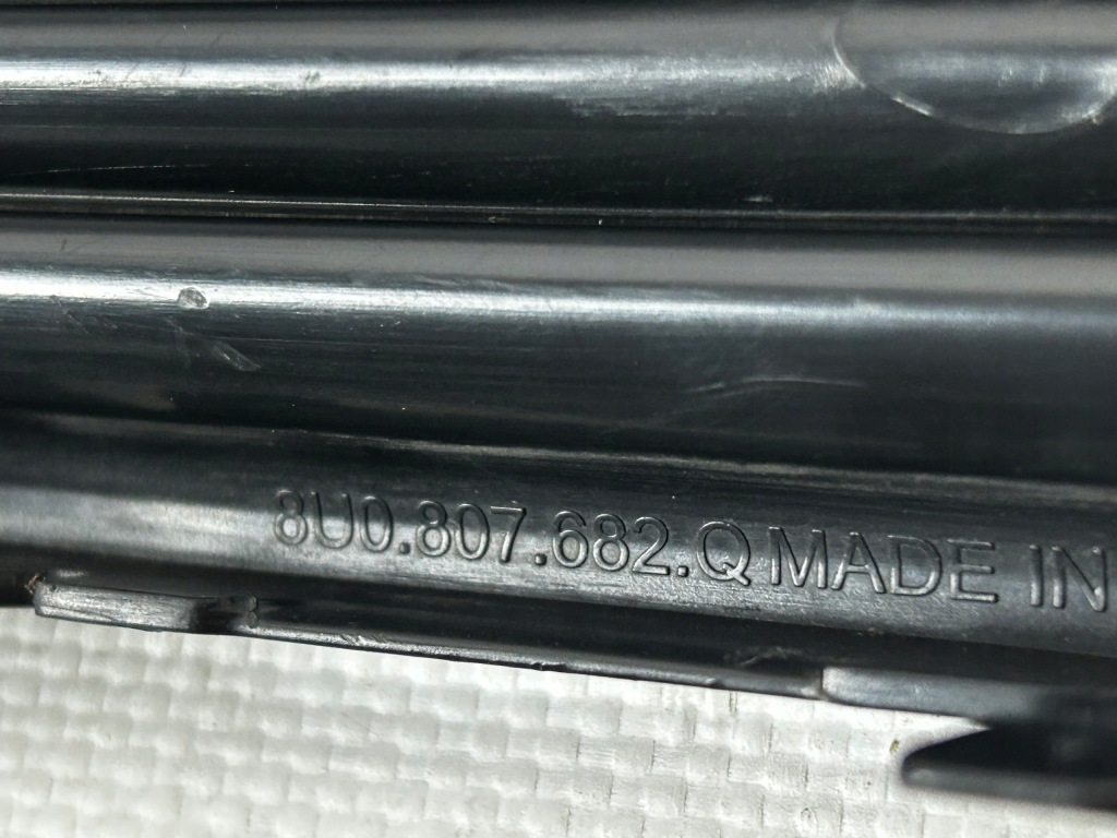 фото №5, Audi q3 lift права решітка бампера pdc