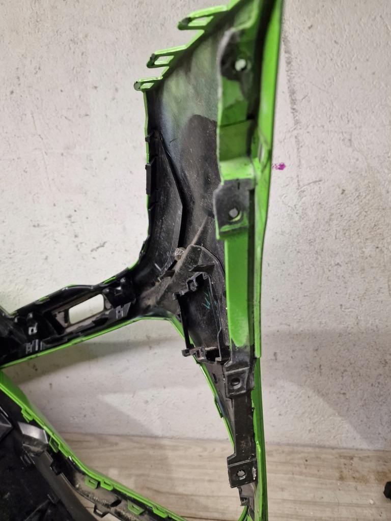 Lamborghini urus бампер перед в Украине