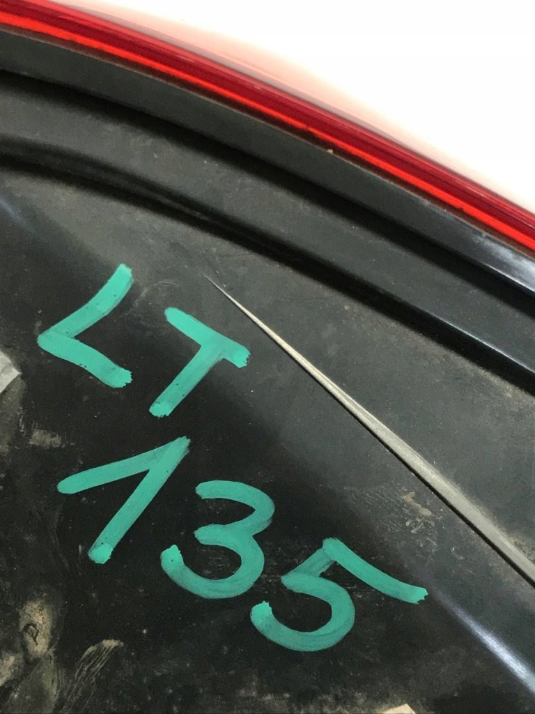 фото №11, Bmw 16- f46 лампа левый задняя 7330473