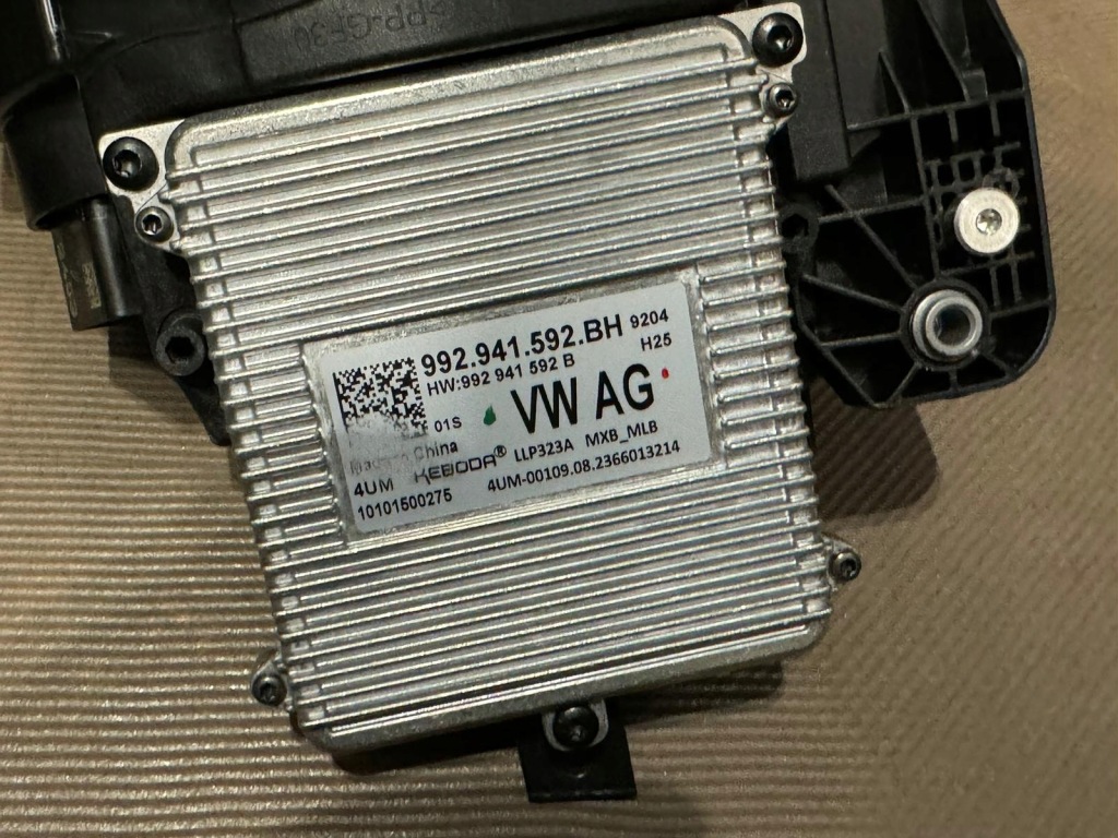 фото №10, Porsche 992 911 nowe лампы перед передние левая правая matrix led