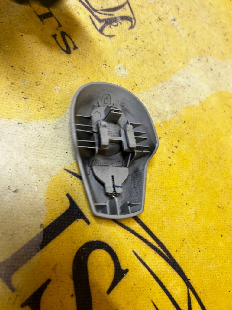 фото №3, Кнопка ползунок регулировки высоты поперечина bezp. renault captur i przedlift