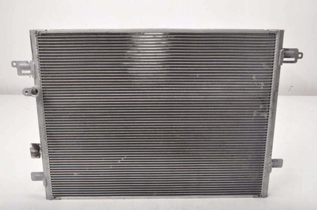 фото №1, Renault zoe радіатор кондиціонера 921007736r