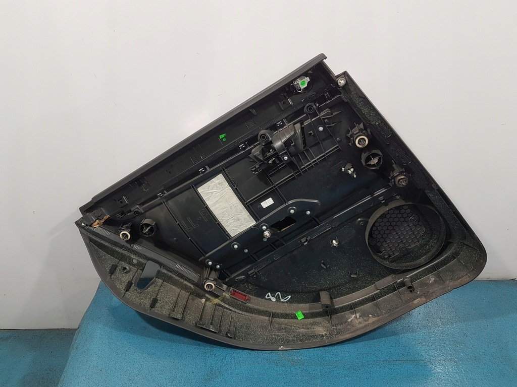 фото №5, Audi a4 b7 обивка дверь задняя правый