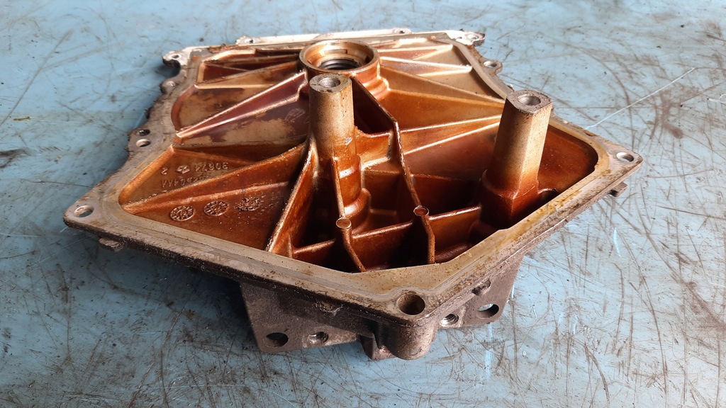 фото №6, Корпус розподільного валу 4792604aa chrysler sebring 2.7b