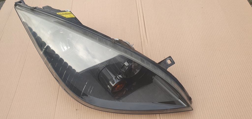 фото №1, Mitshubishi colt z30 fl- лампа права 8301b368