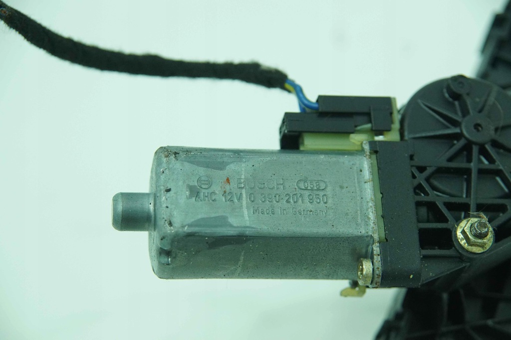 фото №4, Моторчик кришки задня mercedes sl r230