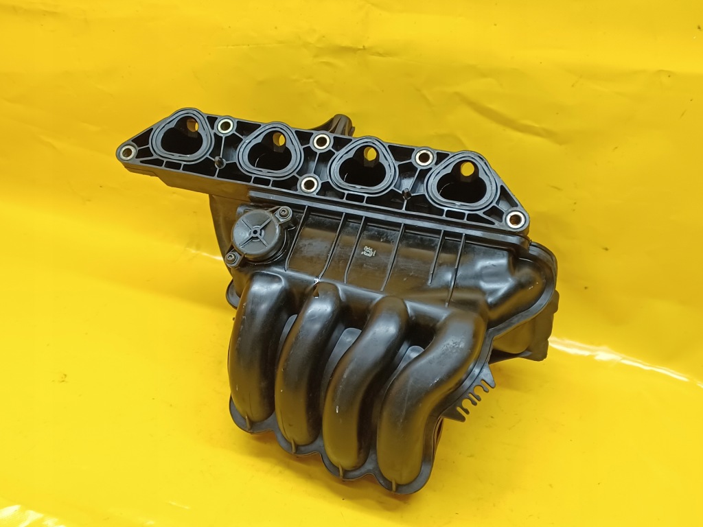 Купити Колектор впускний  toledo ii 1,4b 03g129711bk 99-05r