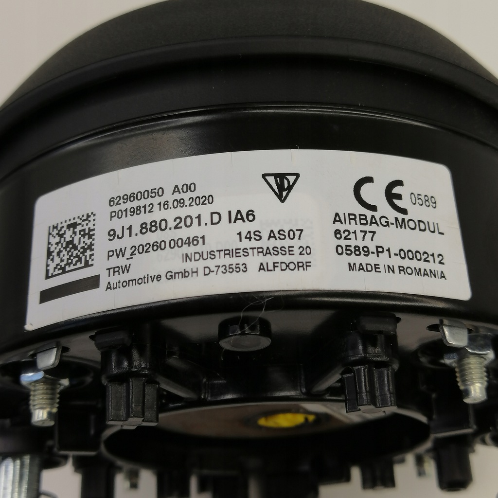 фото №10, Porsche taycan подушка подушка безопасности кожа 9j1.880.201.d , nowa fv