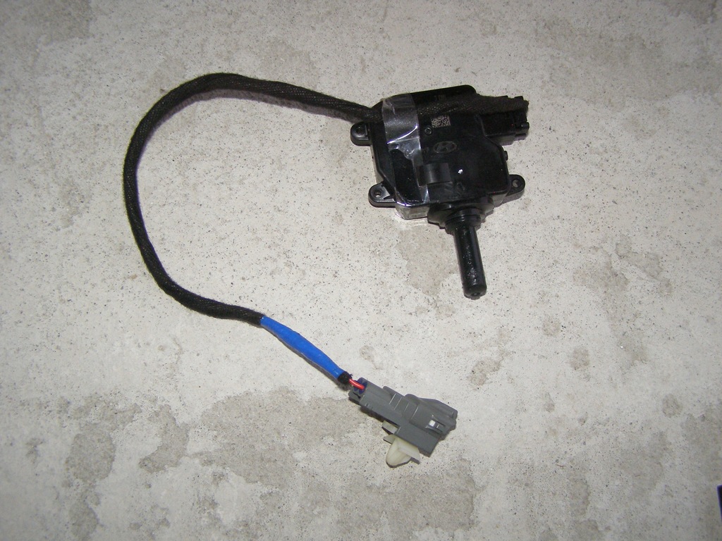 фото №1, Привод крышка зарядки hyundai kia niro