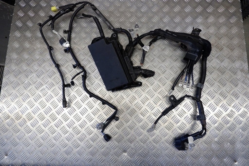 фото №9, Коробка запобіжників toyota corolla хетчбек _e21_ 8264147050 1.8l