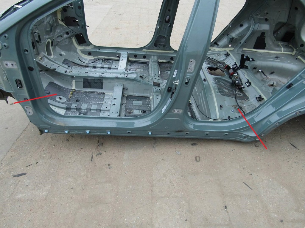 фото №1, Bayon 22r порог левый полный mg2