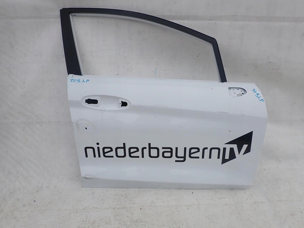 фото №1, Ford fiesta viii 8 mk8 5d 16- дверь перед правое