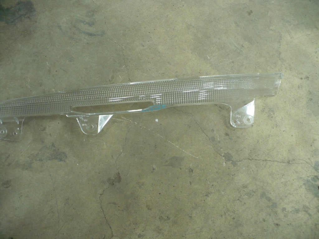 фото №3, Lexus ct200h стекло фары лампы