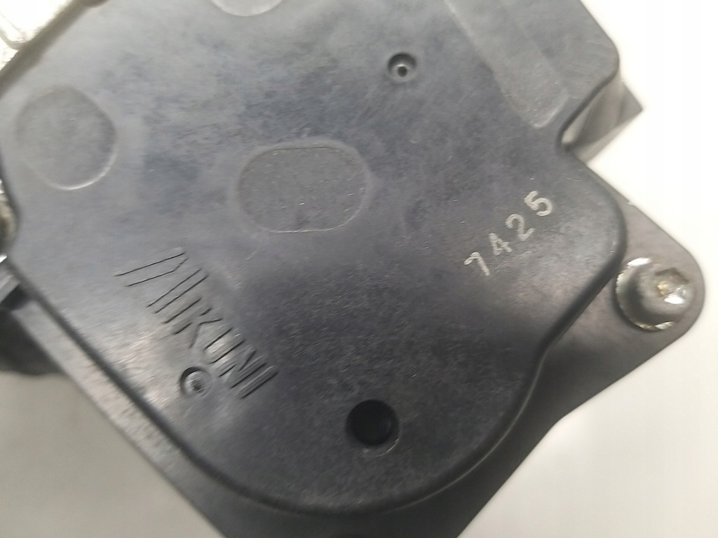 фото №11, Дроссельная заслонка воздуха mikuni smart fortwo ii 451 1.0 бензин as1000 71km