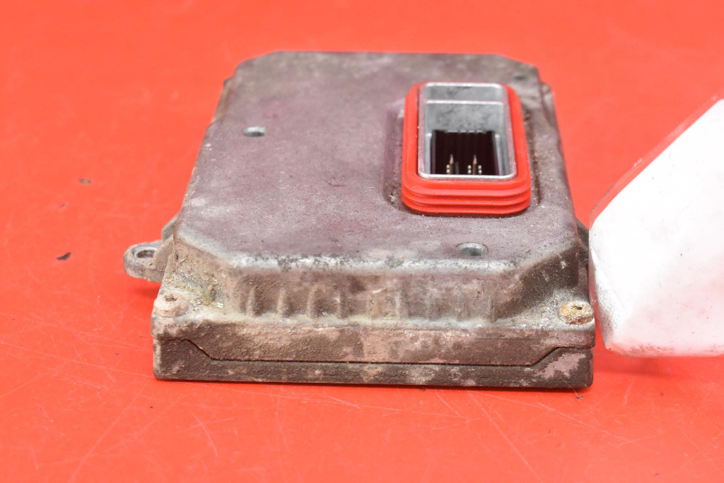 Блок розжига ксенон ксенон правый  1307329100 citroen c6 1 1 04-12 в Украине