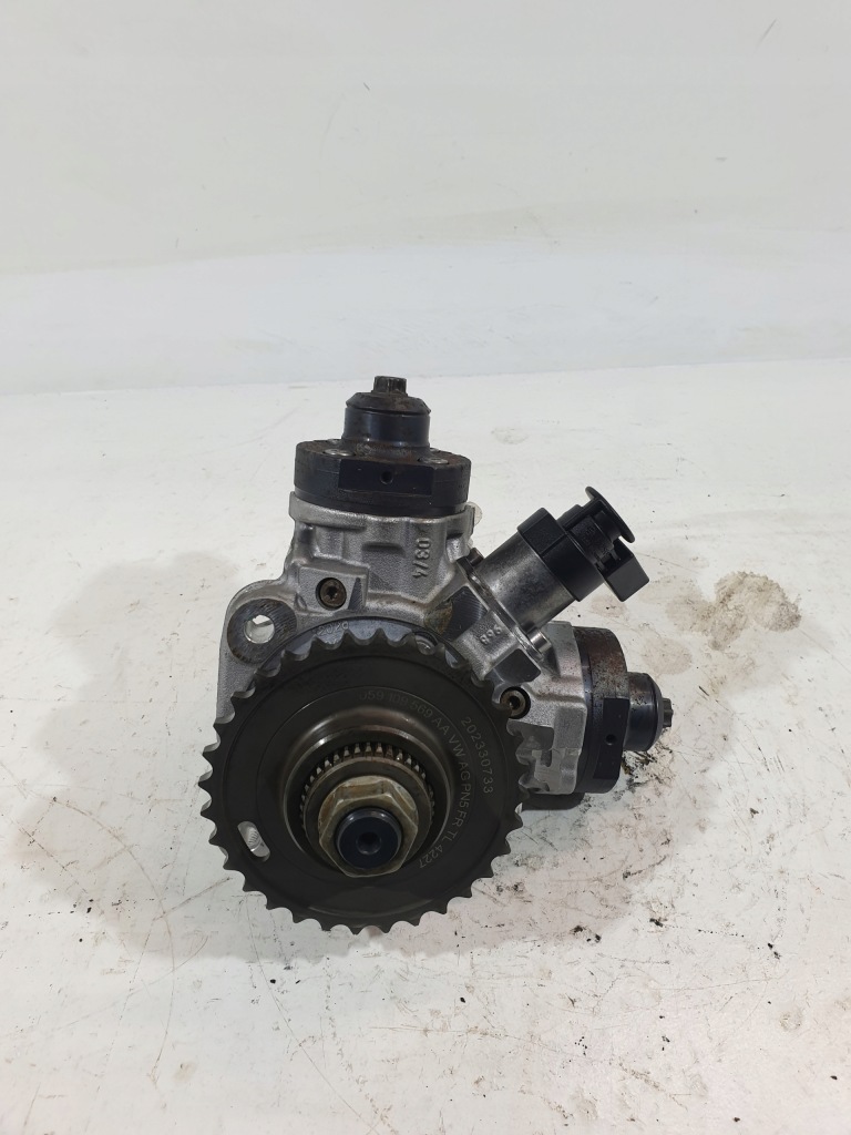 Насос впрыскная 0445010843 059130755cs 3.0 tdi audi a6 c8 a7 a4 b9 a8 d5 q7 Доставка