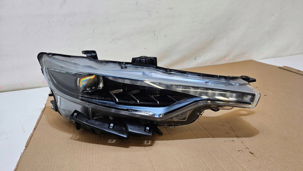 Купити Фара перед ліва правий maserati levante рестайлінг  full led 06701595360 70