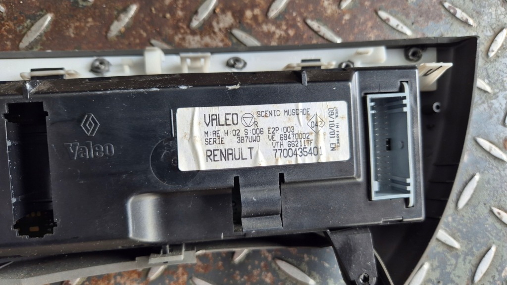 фото №3, Панель обдув i ac scenic i 7700435401