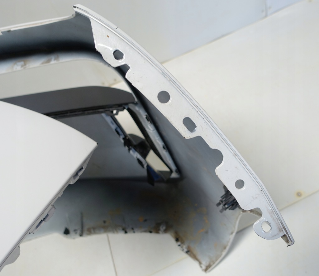 фото №12, Bmw 7 g70 m-pakiet 2022- pod 6 датчиков pdc бампер передний перед