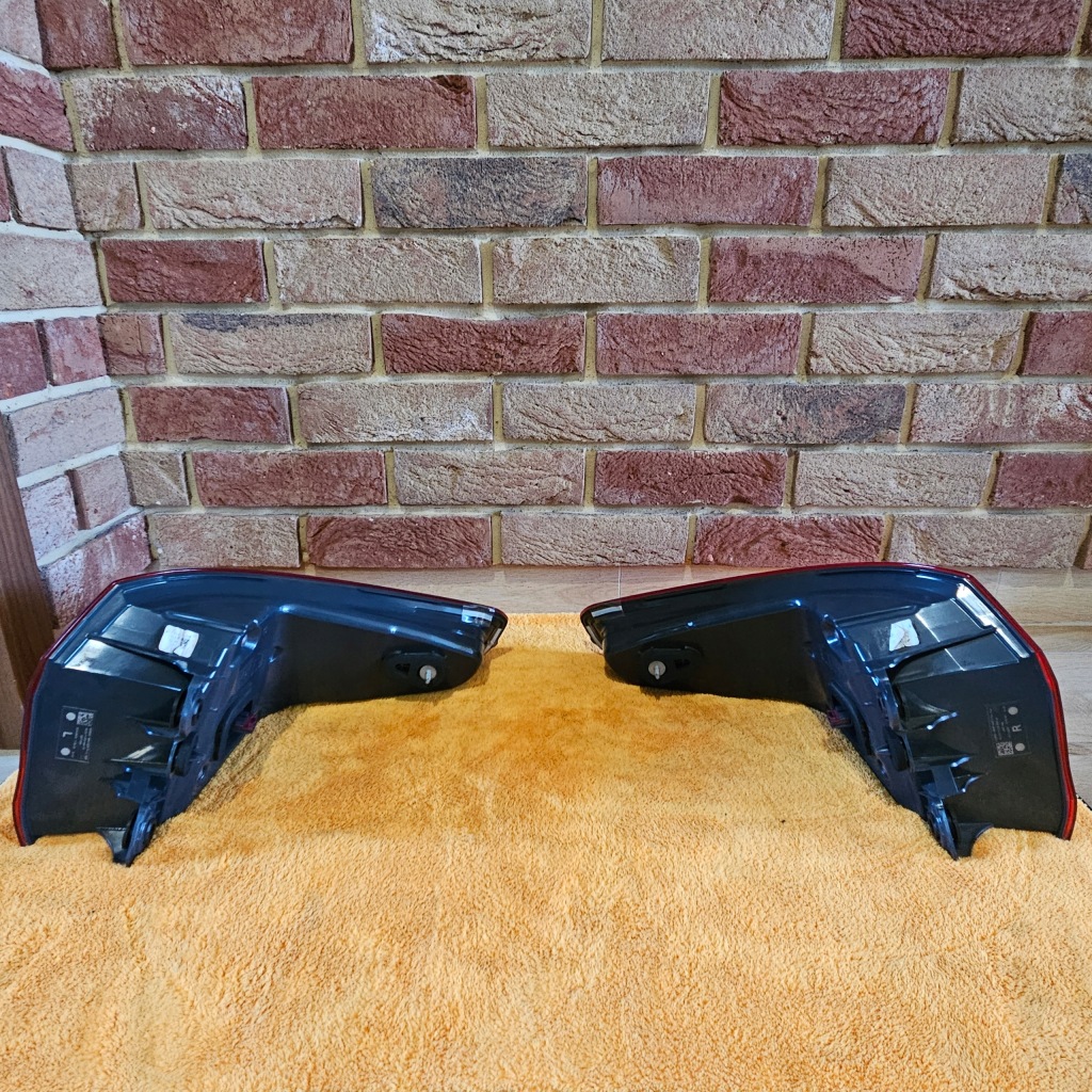 Фара задній bmw g30 Недорого