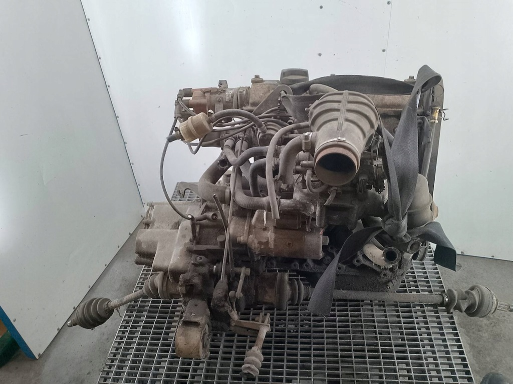 фото №7, Двигун kompletny+ коробка передач передач trabant 601 tl-023 030103021b 0.6