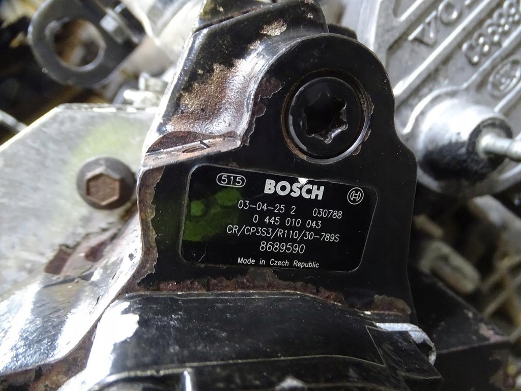 фото №9, Двигатель volvo s60 xc70 v70 ii s80 xc90 i 2.4 d d5 163km насос инжектор d5244t