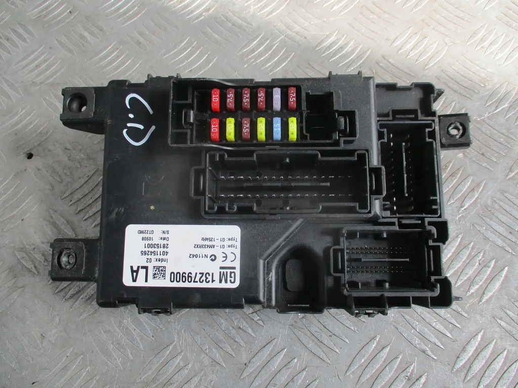 фото №1, Коробка запобіжників opel corsa 06-11r 132799900