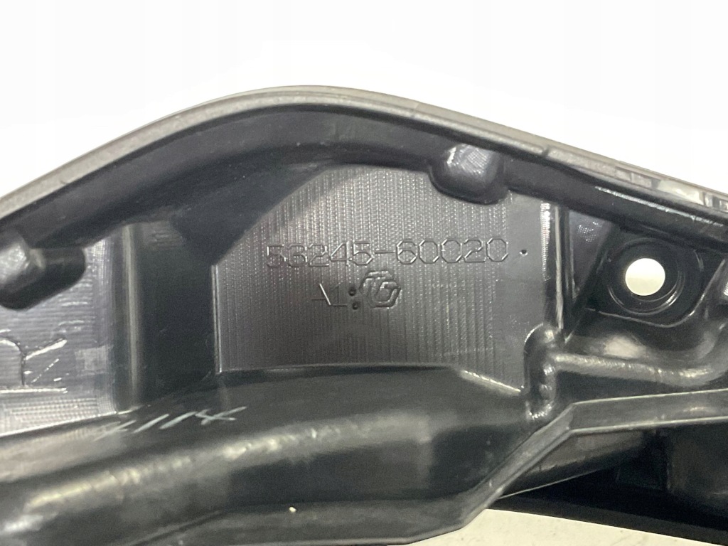 фото №8, Напрямна, кронштейн лампи передньої toyota land cruiser 150 праве 263.