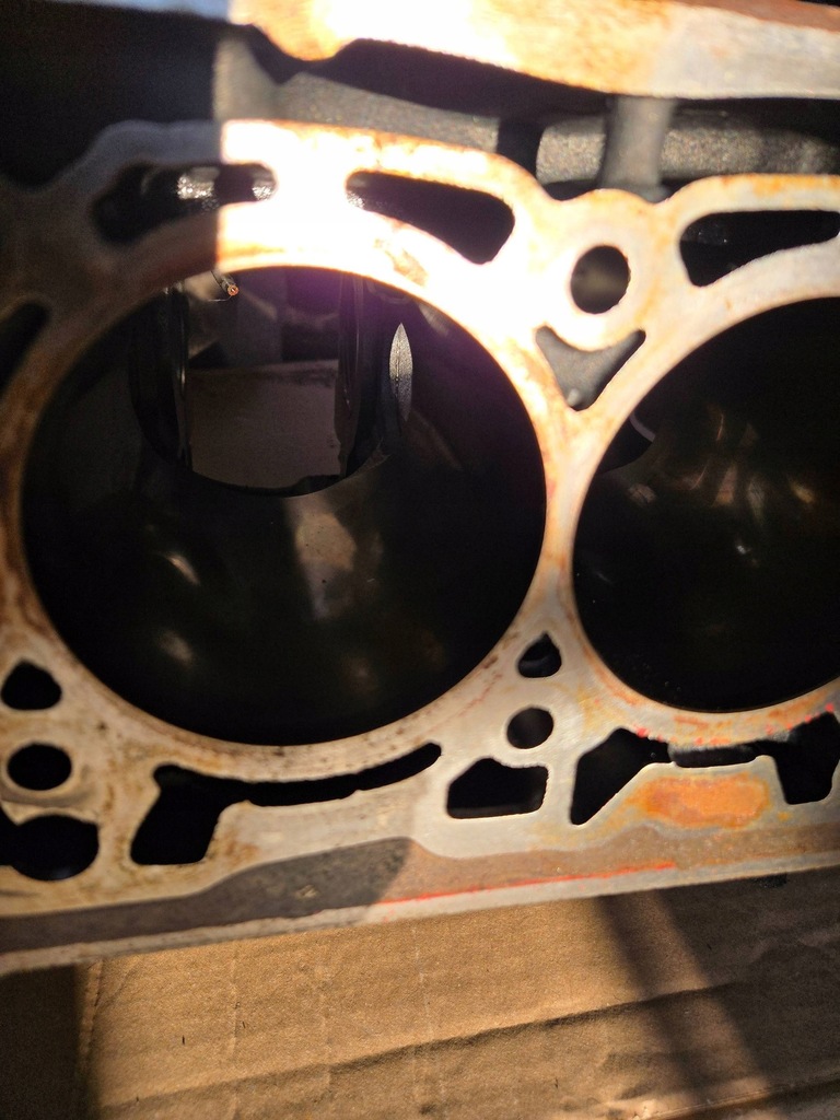 фото №6, Блок двигуна dry 2.0 tsi 06q103023a