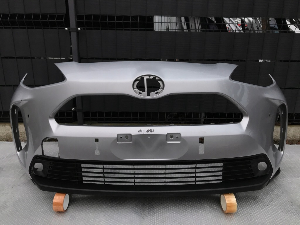 фото №1, Toyota yaris cross бампер перед передний pdc 21- 12773