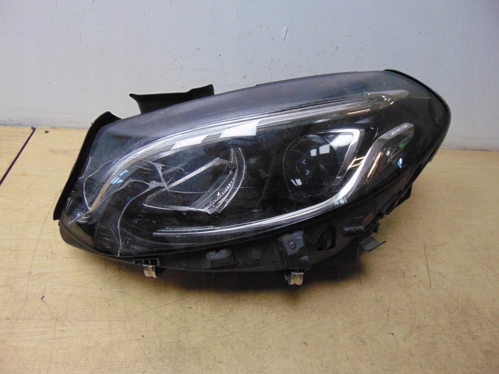 фото №1, Лампа левая перед mercedes w246 lift europa