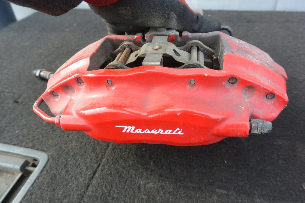 фото №11, Maserati ghibli quattroporte суппорт перед задняя kpl