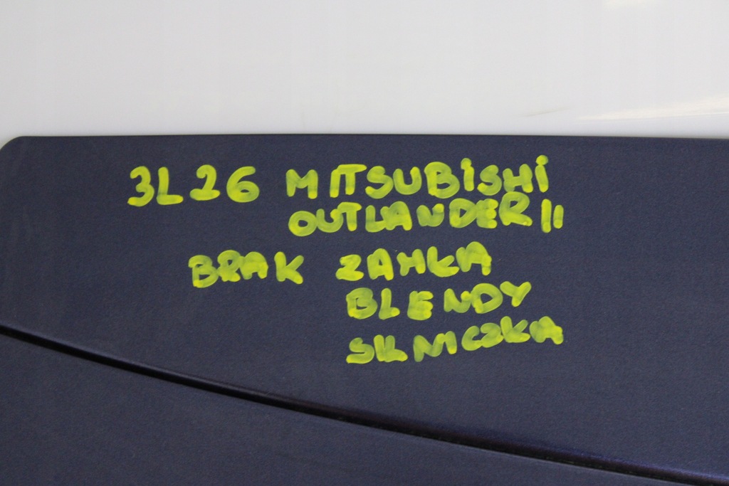 фото №11, Mitsubishi outlander ii 2 2006r- крышка багажника крышка багажника t65 - код лакокрасочного покрытия