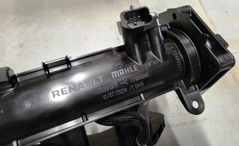 фото №16, Новый коллектор всасывающий renault clio v, captur ii 1.0tce twingo iii 140037318r