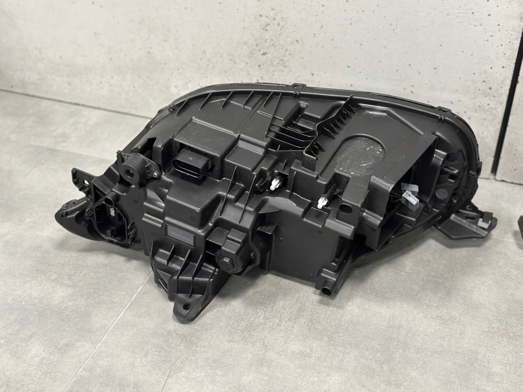 Volvo xc90 2 рестайлинг  2020+ фонари левая правый  full led америка 31655706 31655707 Оригинал