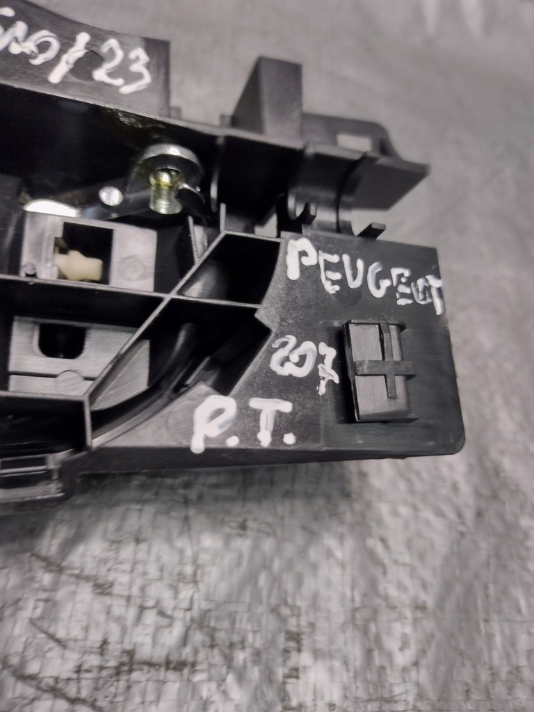 фото №7, Ручка внутренняя правый задняя peugeot 207 hb 5d