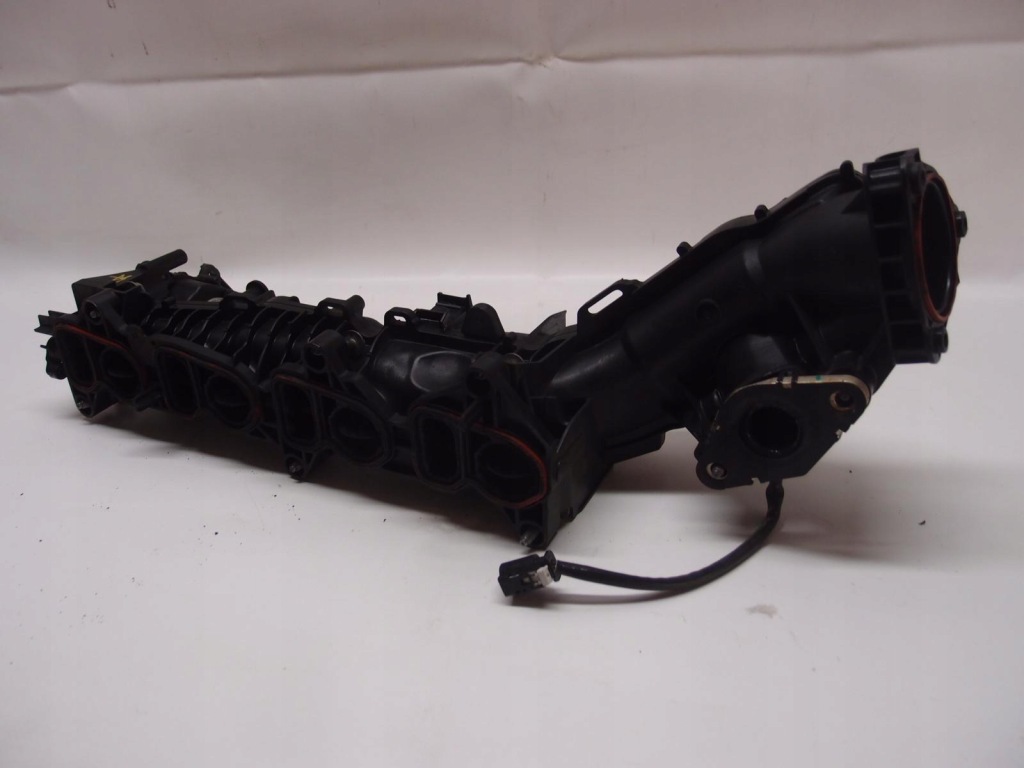 Коллектор впускной  bmw x1 f48 2.0d 8579246 Киев