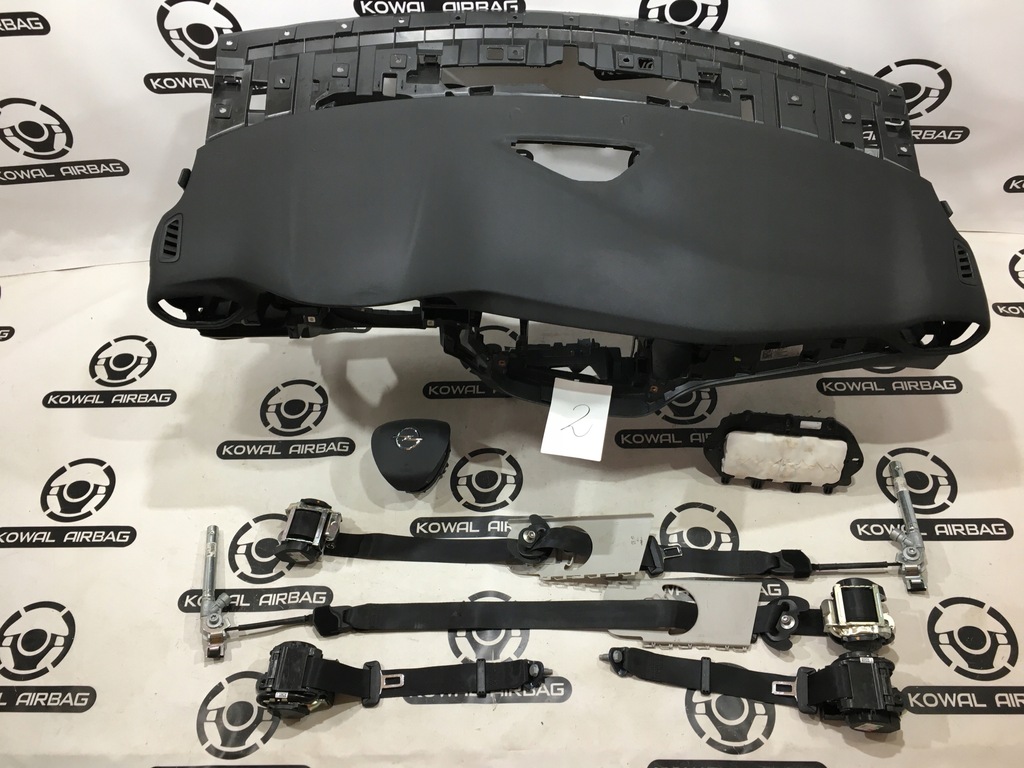 фото №1, Opel crossland приборная панель консоль подушка безопасности подушки безопасности ремни