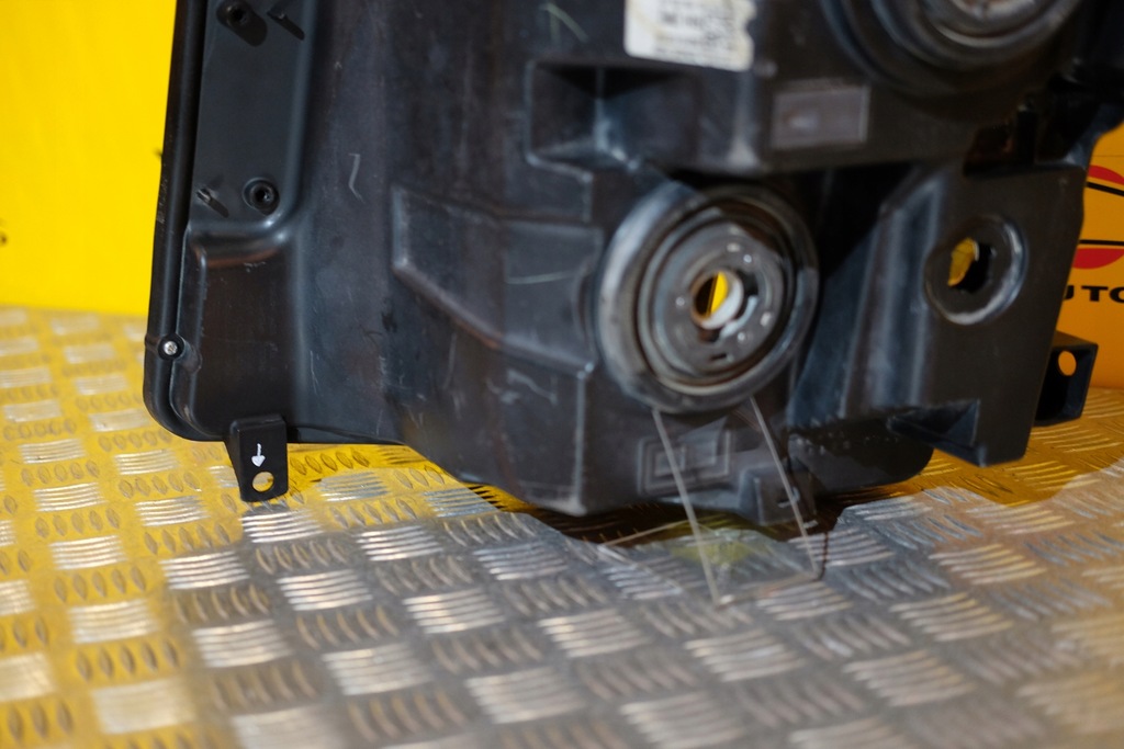 фото №12, Nissan titan 2016- фара лампа перед правая usa