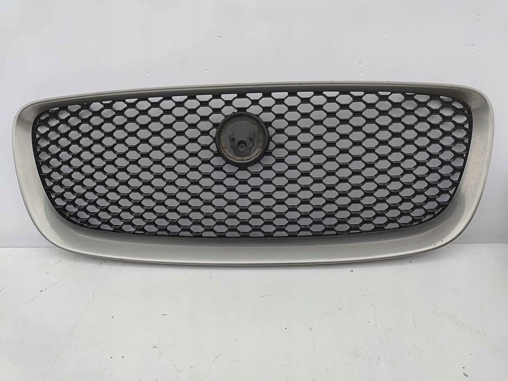 фото №1, Jaguar f-pace x761 16- решётка радиатора решётка радиатора бампера перед 5683