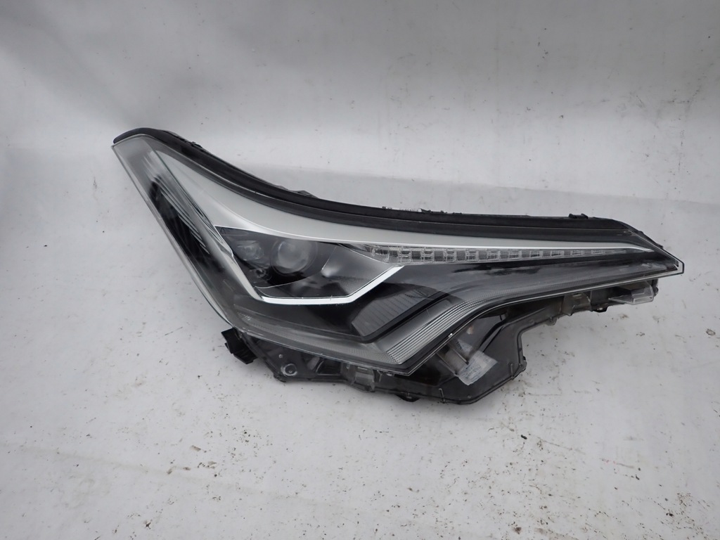 фото №1, Toyota c-hr 16- full led лампа права перед