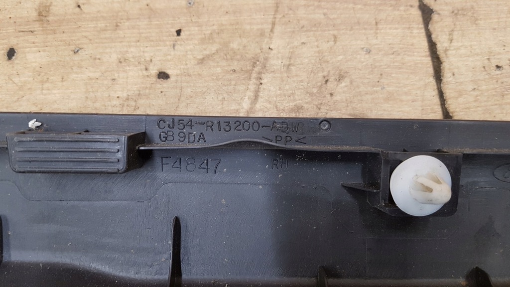 фото №3, Молдинг защита порог правая перед ford escape iii