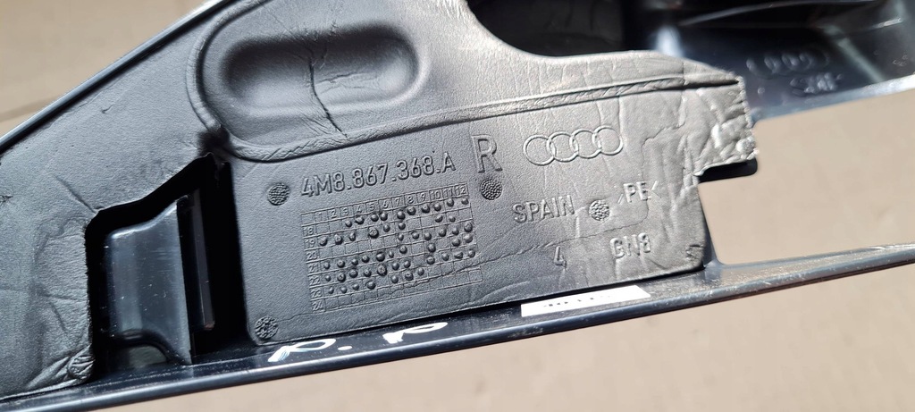 фото №9, Sq8 4m rsq8 q8 трикутник захист заглушка права правий задня 4m8867368a