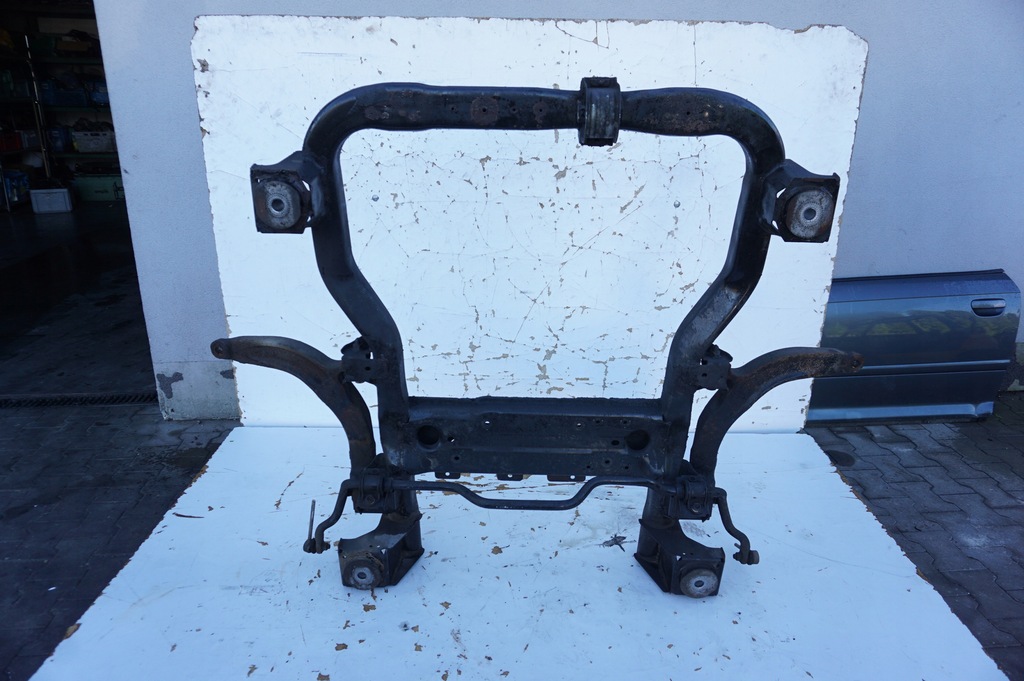 фото №1, Підрамник поперечина volkswagen transporter t5 1.9 tdi